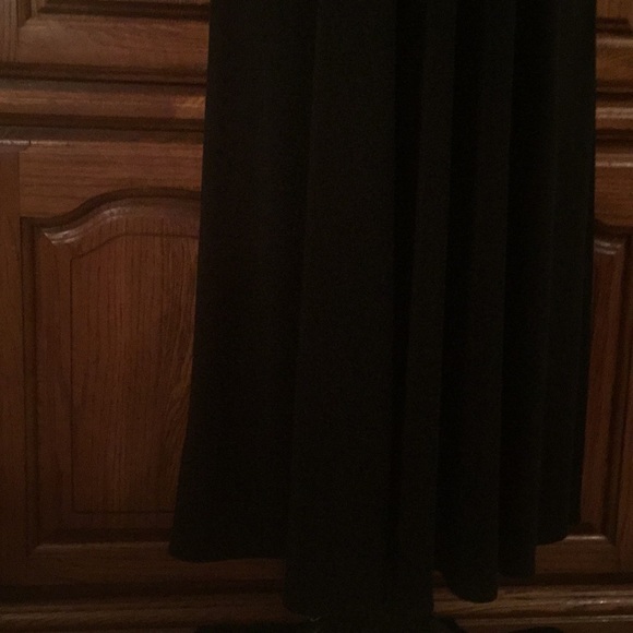 Ann Taylor Black Spaghetti Strap Dress Size 6 - Picture 2 of 8